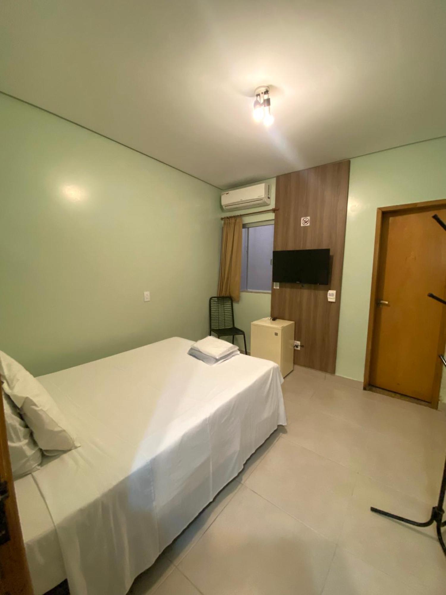 Hotel Mendes Azevedo Goiânia Exterior foto